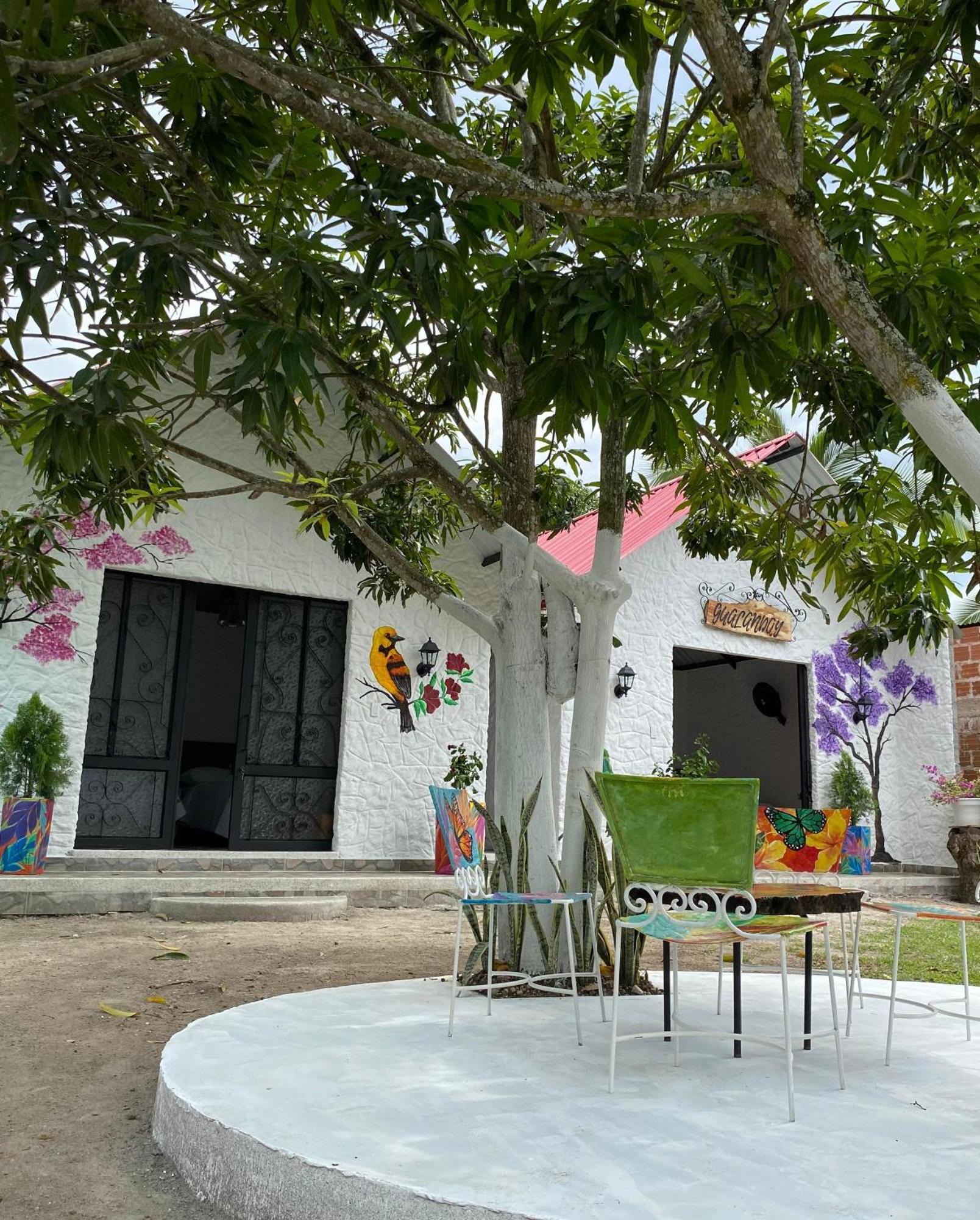Villa Del Prado Gigante Exterior photo